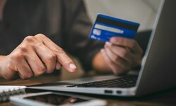 Seit 9. Oktober 2025 müssen Echtzeitüberweisungen von Banken innerhalb des Euroraums ...