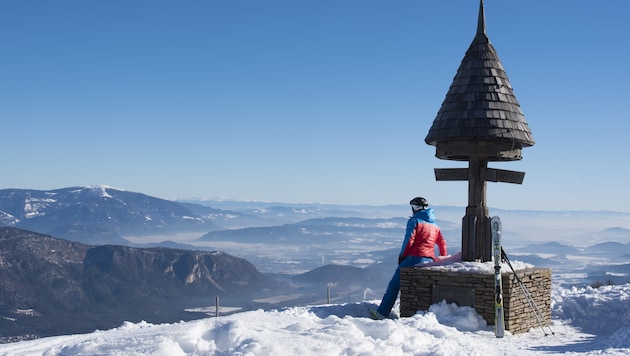 Good views are not only to be had from the border triangle, there should also be good prospects for the area at the Alps-Adriatic intersection, according to the new operators of the mountain railroads. (Bild: Dreiländereck | Region Villach/F. Gerdl)