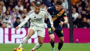 Real Madrids Superstürmer Kylian Mbappe wäre wohl für die neue Abseitsregel.