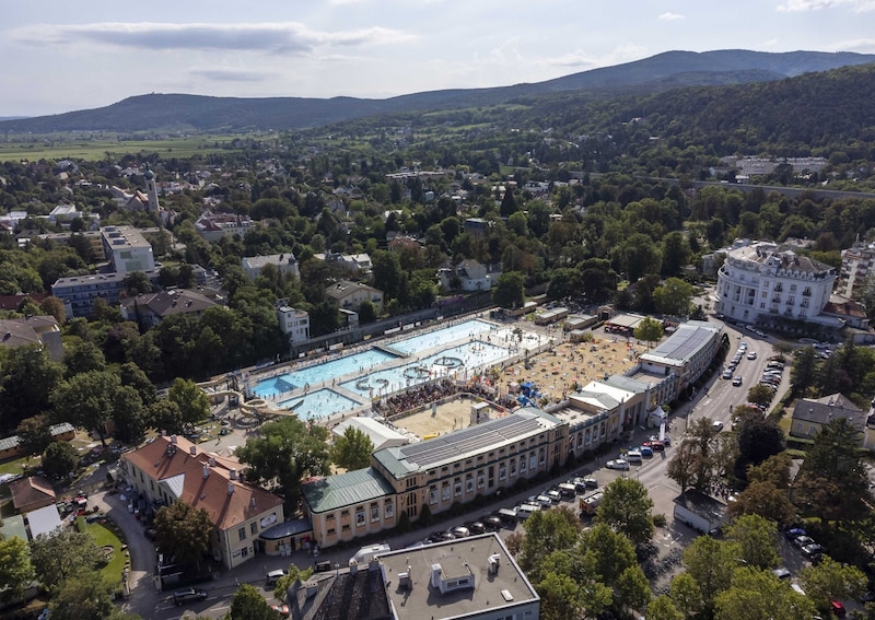 Die malerische Kulisse im und um das Strandbad. (Bild: Wolfgang Meier)