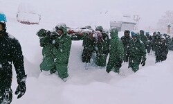 16 Arbeiter konnten aus den Schneemassen gerettet werden.