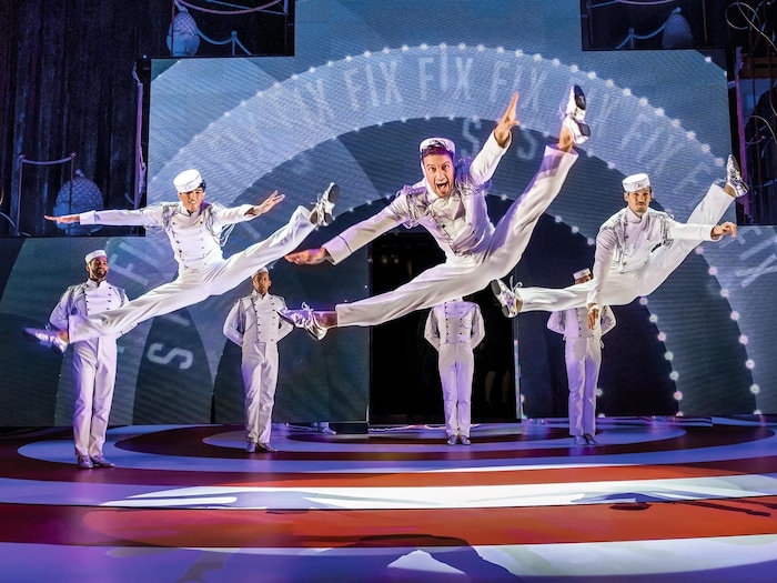 Paul Csitkovics in the musical "I am from Austria" at the Raimundtheater in Vienna.