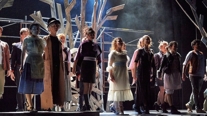 In his double role as Prince and Wolf in "Into the woods" at the Vienna English Theater.