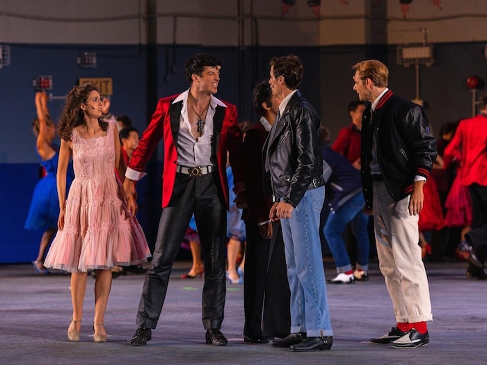 His partner Fin Holzwart was also part of the cast at the time.