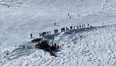 Der Rettungseinsatz am Gletscher sorgte am Freitag für Aufsehen. (Bild: Flugpolizei)