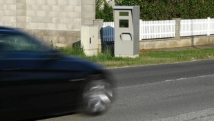 Der Standort jeder Radarbox muss zuvor genehmigt werden.