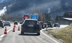 Die Abfahrtssperren wird es auf der A10 auch weiterhin geben.