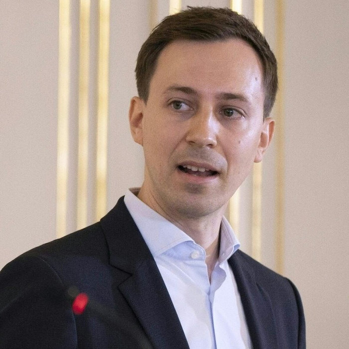 Der Wiener Nico Marchetti sitzt seit 2017 für die ÖVP im Nationalrat und hat seine politische ...