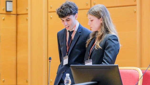 Friday at the provincial court in Linz was all about the pupils (Bild: Horst Einöder/Flashpictures)