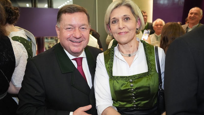 Ex-Landesrat Werner Amon mit seiner Ehefrau (Bild: Pail Sepp)