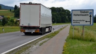 Schwertransporter sollen schon bald nicht mehr über den Triebener Tauern rollen. (Bild: Weeber Heinz)