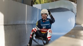 Noah Kallan bejubelte in Sigulda einen Sieg im Junioren-Weltcup. (Bild: FIL/Michael Kristen)