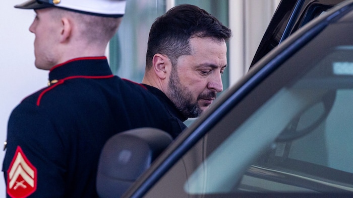 Selenskyj beim Verlassen des Weißen Hauses