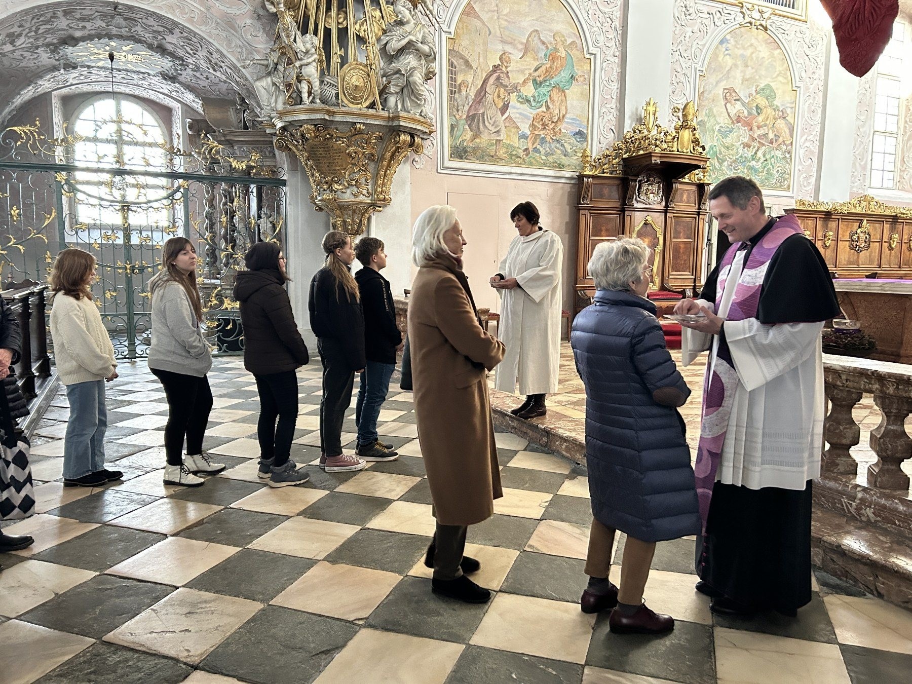 Klagenfurt Cathedral is one of the places where "Ashes to go", crosses of ashes are given in passing. (Bild: Stadtpastoral Klagenfurt/Binder)