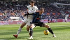 Stefan Posch (re.) ist mit Atalanta Bergamo nicht über ein 0:0 gegen die SSC Venezia hinausgekommen … (Bild: Stefano Nicoli)