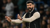 Schalke-Trainer Miron Muslić hielt sich mit seinem Ärger nicht zurück. Berechtigterweise.