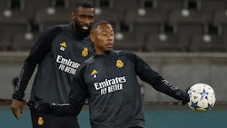 Die spanischen Medien haben sich vor allem auf David Alaba (rechts) und Antonio Rüdiger eingeschossen. (Bild: APA/AFP/Odd ANDERSEN)