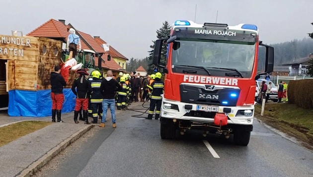 26 firefighters were deployed. (Bild: Feuerwehr Maria Rojach)