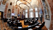 Der Plenarsaal des Tiroler Landtages heute. 1919 wurden hierzulande erstmals zwei Frauen ...