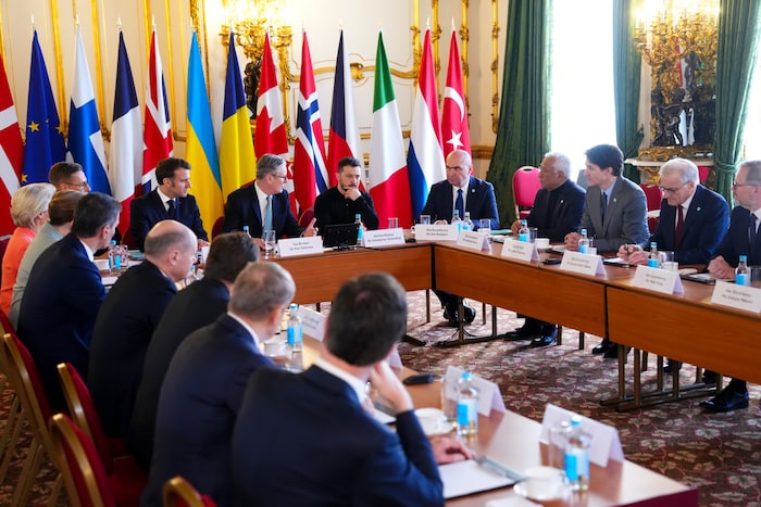 The representatives of the respective countries demonstrated an iron will to rearm.
