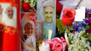 So lange lag Papst Franziskus noch nie im Krankenhaus.