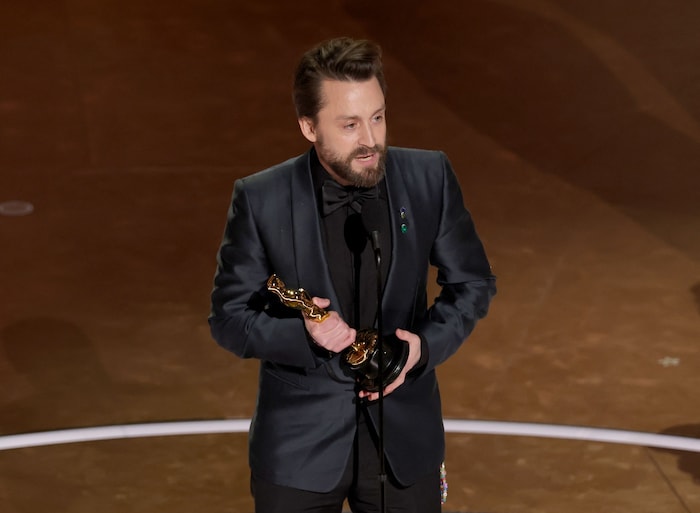 Kieran Culkin bedankt sich für den ersten Oscar seines Lebens!