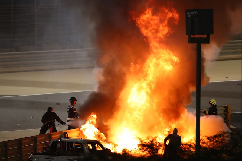 Grosjeans Wagen ging in Flammen auf. (Bild: BRYN LENNON)