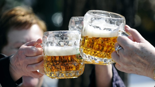 Private breweries toast their independence. (Bild: HANS KLAUS TECHT)