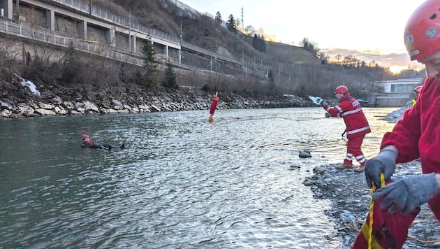 They also practiced in the Salzach. (Bild: Wasserrettung Salzburg)