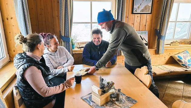 Auf der Simonyhütte wird Personal gesucht.
