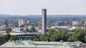 Das Heizkraftwerk Mitte im Zentrum der Stadt ist für die Fernwärme wichtig, läuft aber komplett ...