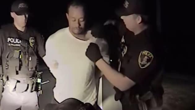 Schon 2017 wurde Tiger Woods einmal verhaftet, weil er unter dem Einfluss von Schmerz-, Schlaf- ...