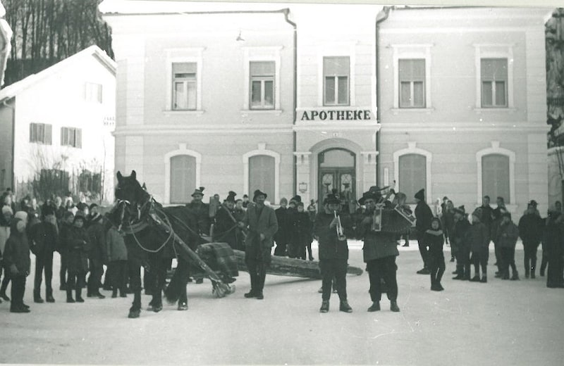 Bleiburger Blochziehen: An old custom from 1964 to the present day. (Bild: KIB Archiv)