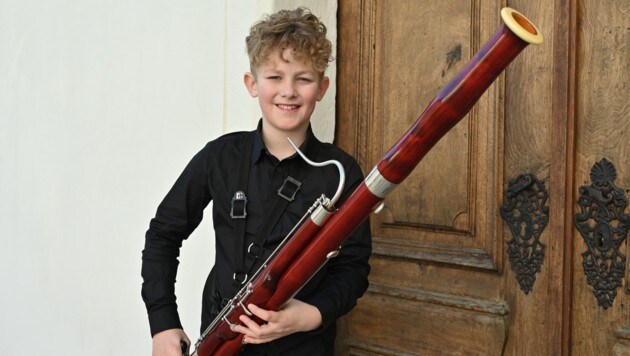 Seit drei Jahren lässt Simon Jenul (9) aus Hermagor das Fagott nicht mehr los: „Es ist das ...