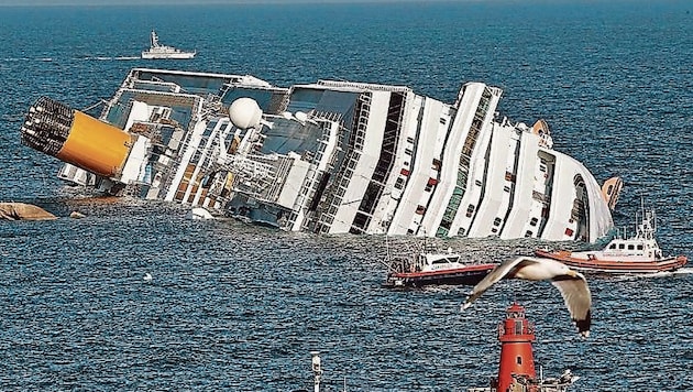 Die Costa Concordia nach ihrer Kenterung im Jahr 2012 (Bild: Gregorio Borgia)