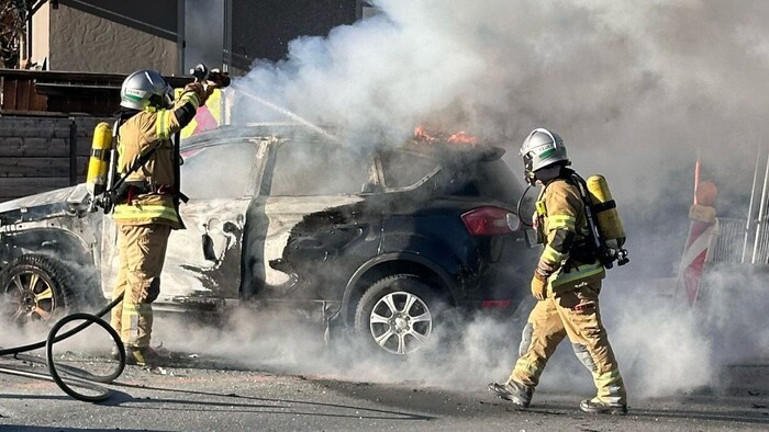 Die Feuerwehr löschte den Brand.