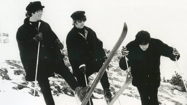 Am Schnee konnten die „echten Beatles“ (ohne George Harrison) nur kurz posieren: Alles Weitere übernahmen ihre Doubles. (Bild: Repro Roland Holitzky)