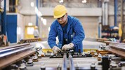 Wie die Krise von Wirtschaft und Industrie überwunden werden könnte, beherrscht die politische ...