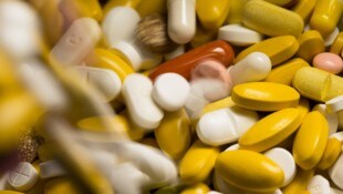 Der 13-Jährige starb an einem Mix aus Morphine und Benzodiazepine. (Symbolbild)