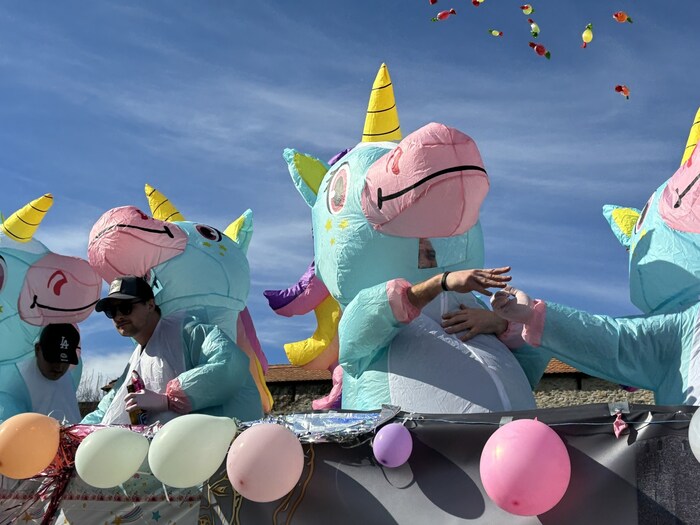 Inflated unicorns threw sweets.