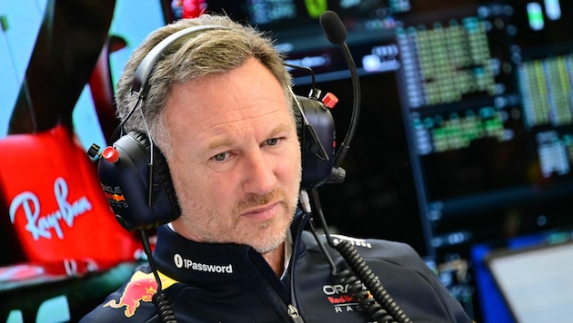 Red-Bull-Teamchef Christian Horner hatte gehofft, dass sich die Causa erledigt hat.  (Bild: APA/AFP/Giuseppe CACACE)