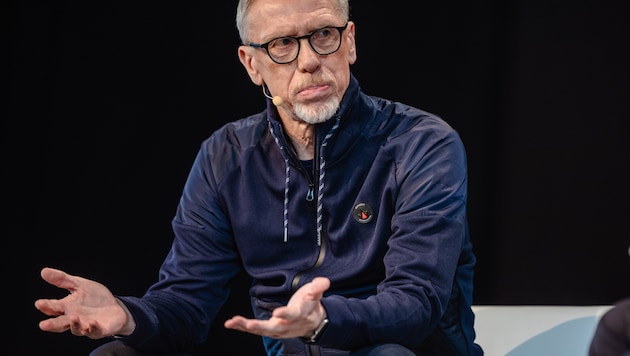 Peter Stöger sieht seine Elf für den Saisonendspurt gewappnet. (Bild: Urbantschitsch Mario)