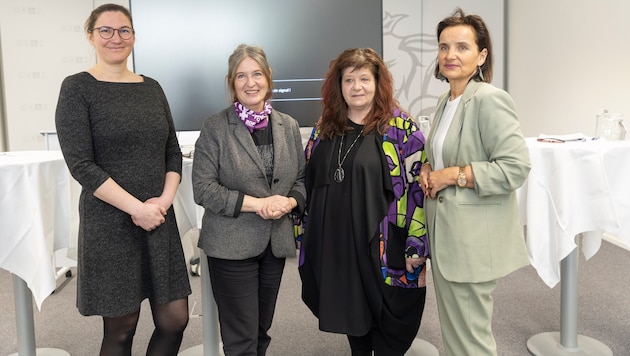 Tina Kopinits, Elke Kahr, Doris Kirschner and Bernadette Pöcheim (from left to right) (Bild: Foto Fischer)