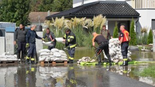 36.500 Arbeitsstunden entfielen auf das Hochwasser im September. 16.700 Helfer von 420 Wehren waren aktiv. (Bild: Fesl Manfred)