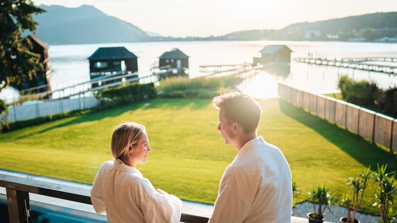 Also included is admission to the beautiful bathhouse on Lake Klopein. (Bild: Südkärnten)