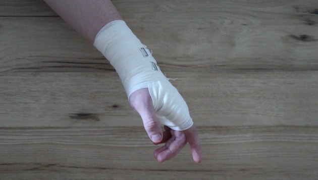 Der 16-Jährige behauptete, dass der Eismeister ihm die Verletzung zugefügt habe.