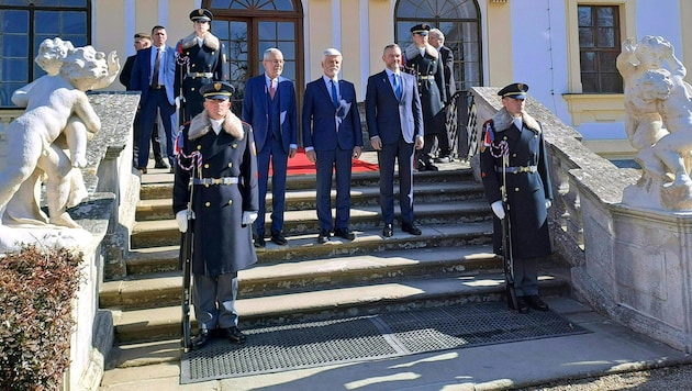 Die drei Präsidenten Alexander Van der Bellen, Petr Pavel (Tschechien) und Peter Pellegrini (Slowakei) (Bild: ALEXANDRA DEMCISIN)