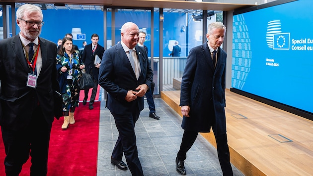 Federal Chancellor Christian Stocker is representing Austria at an EU summit for the first time. (Bild: APA/BKA/FLORIAN SCHROETTER)