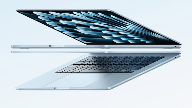 Das lüfterlose Macbook Air gibt es ab sofort auch in einer hellblauen Version. Herstellerbezeichnung: „Sky Blue“. (Bild: Apple)