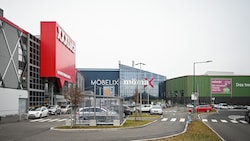 Alle drei in Österreich vertretenen Marken an einem Standort bündelte XXXLutz in Wels.